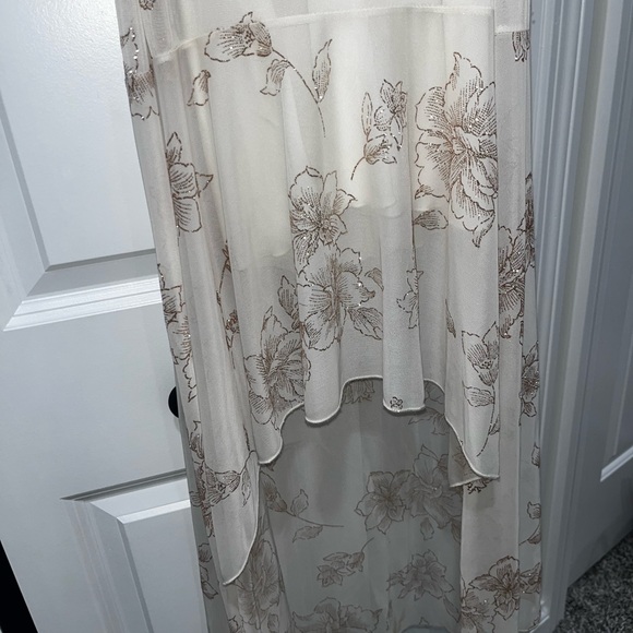 Vintage Gold Floral Cream Maxi Dress - Picture 3 of 4